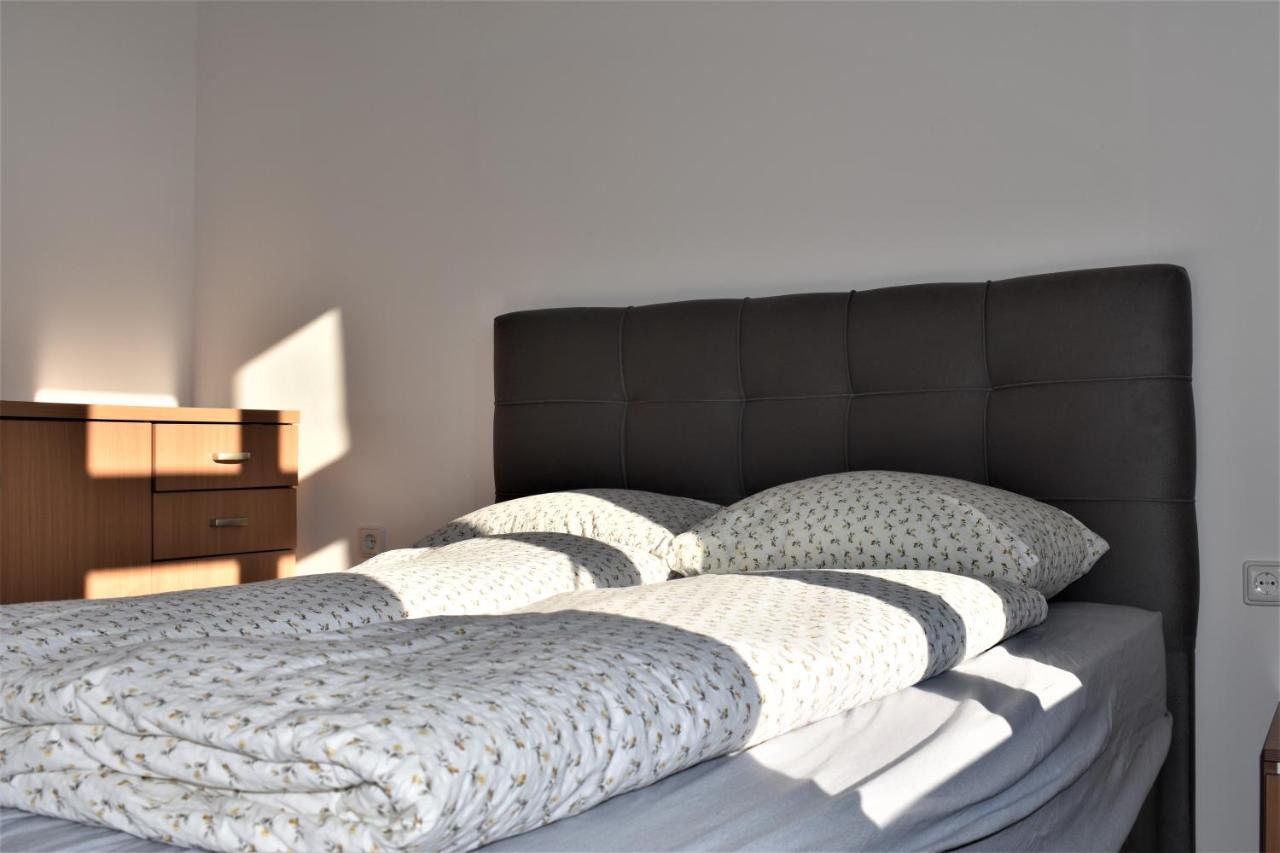 Mejtas With Free Parking Apartment *